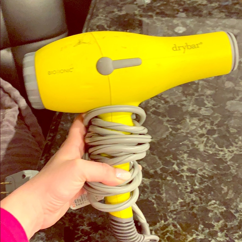 The Buttercup Blow Dryer
